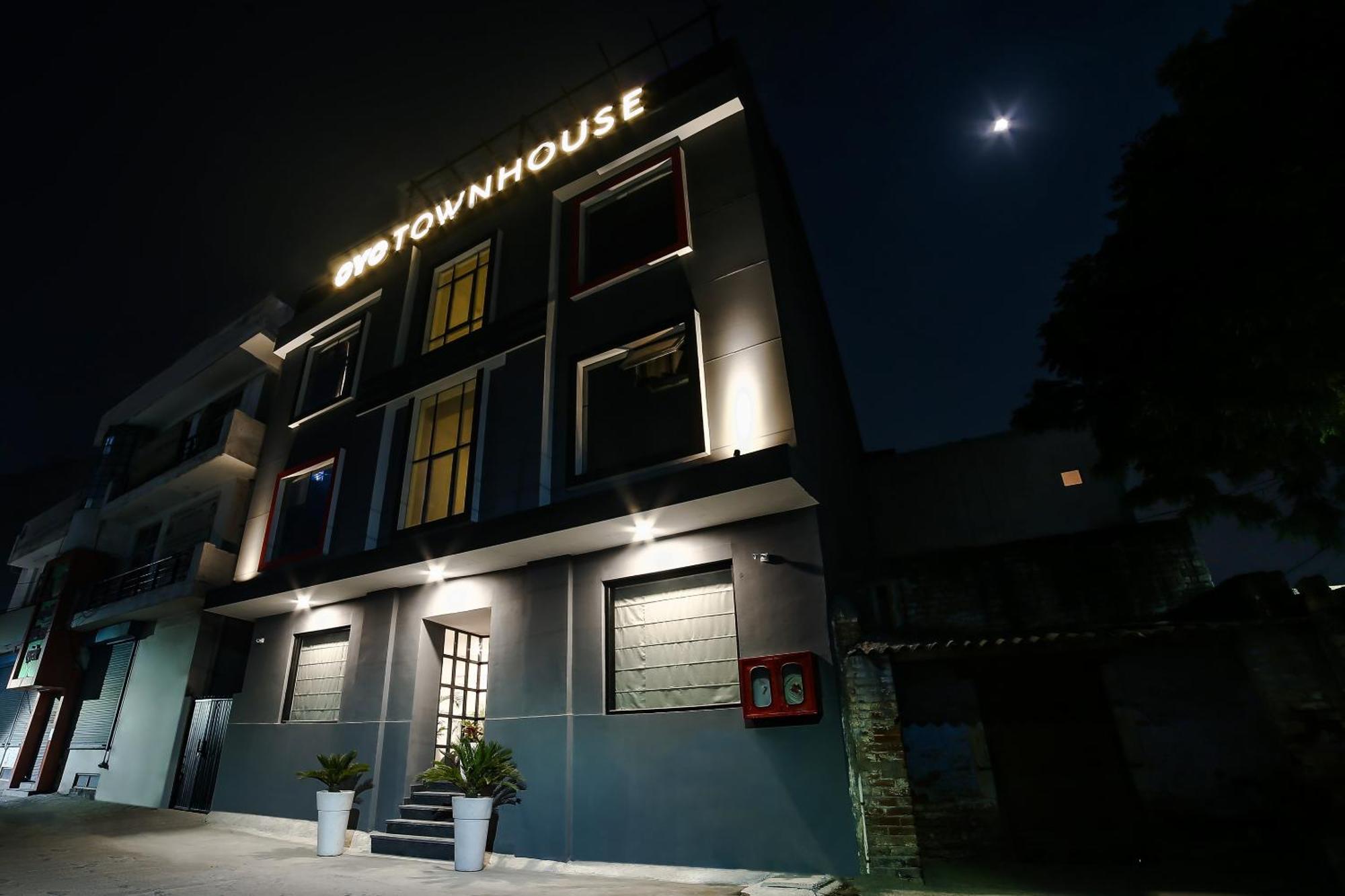 Hotel Collection O Townhouse 069 à Gurgaon Extérieur photo